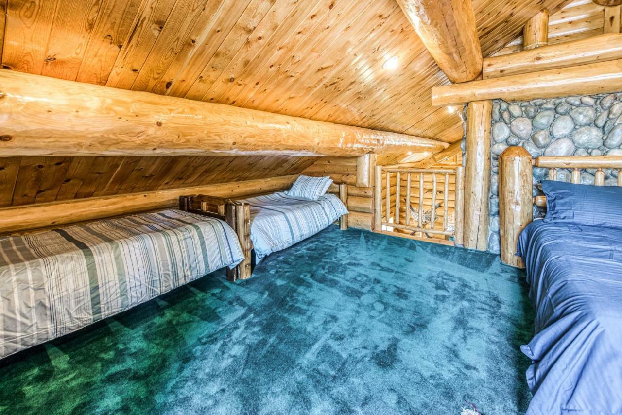 Vienna Villa - 3 Bed 3 Bath Vacation Home In Shaver Lake Εξωτερικό φωτογραφία