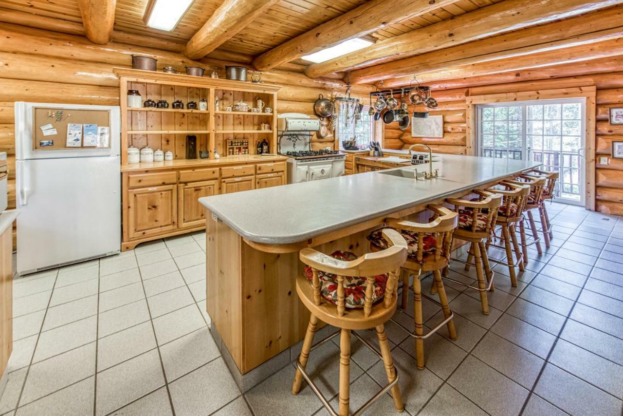 Vienna Villa - 3 Bed 3 Bath Vacation Home In Shaver Lake Εξωτερικό φωτογραφία