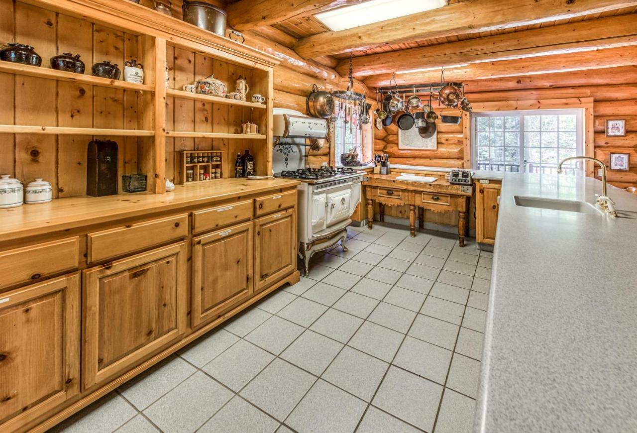 Vienna Villa - 3 Bed 3 Bath Vacation Home In Shaver Lake Εξωτερικό φωτογραφία