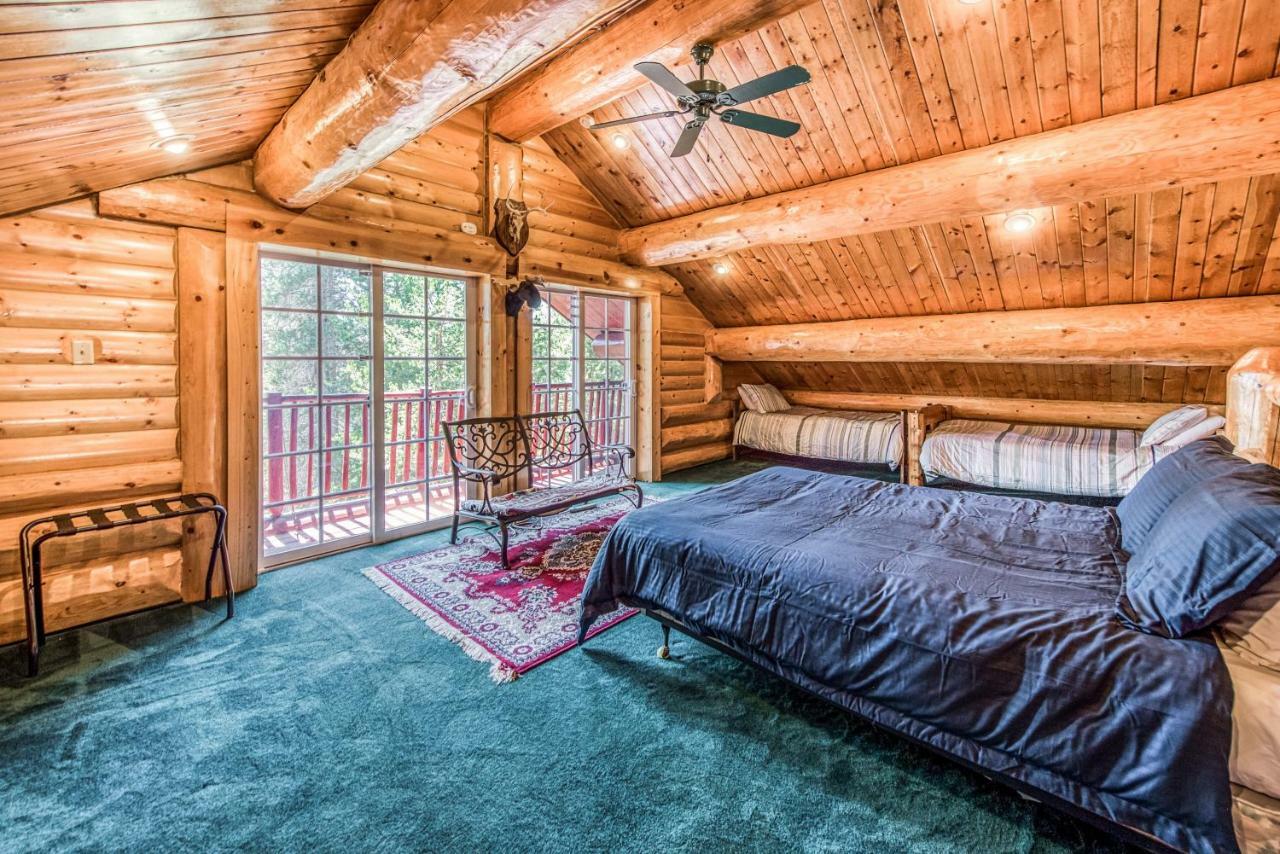 Vienna Villa - 3 Bed 3 Bath Vacation Home In Shaver Lake Εξωτερικό φωτογραφία