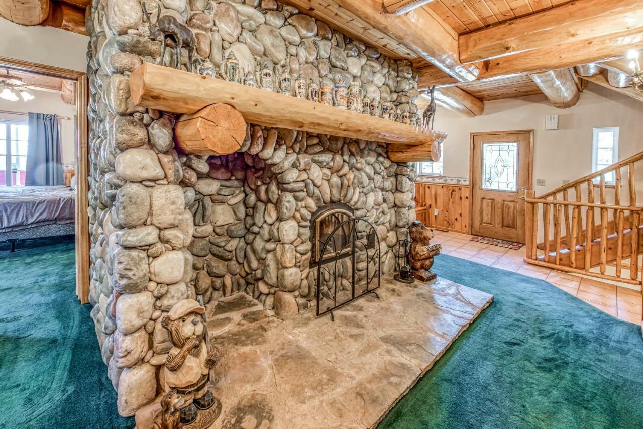 Vienna Villa - 3 Bed 3 Bath Vacation Home In Shaver Lake Εξωτερικό φωτογραφία