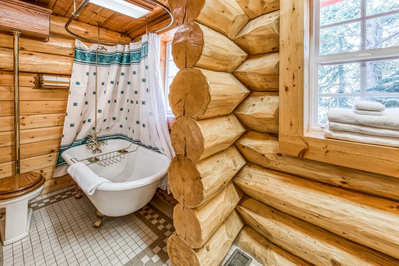Vienna Villa - 3 Bed 3 Bath Vacation Home In Shaver Lake Εξωτερικό φωτογραφία